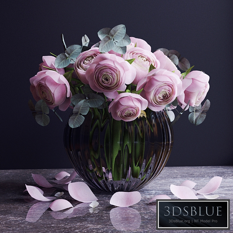 Bouquet of flowers in a vase 7