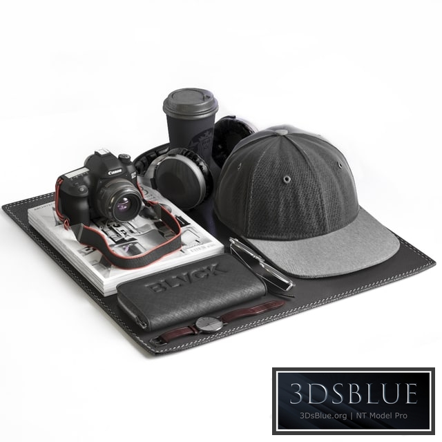 Photographer in a coffee shop