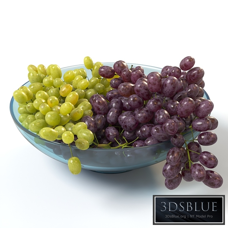 Bunches of grapes in a glass bowl