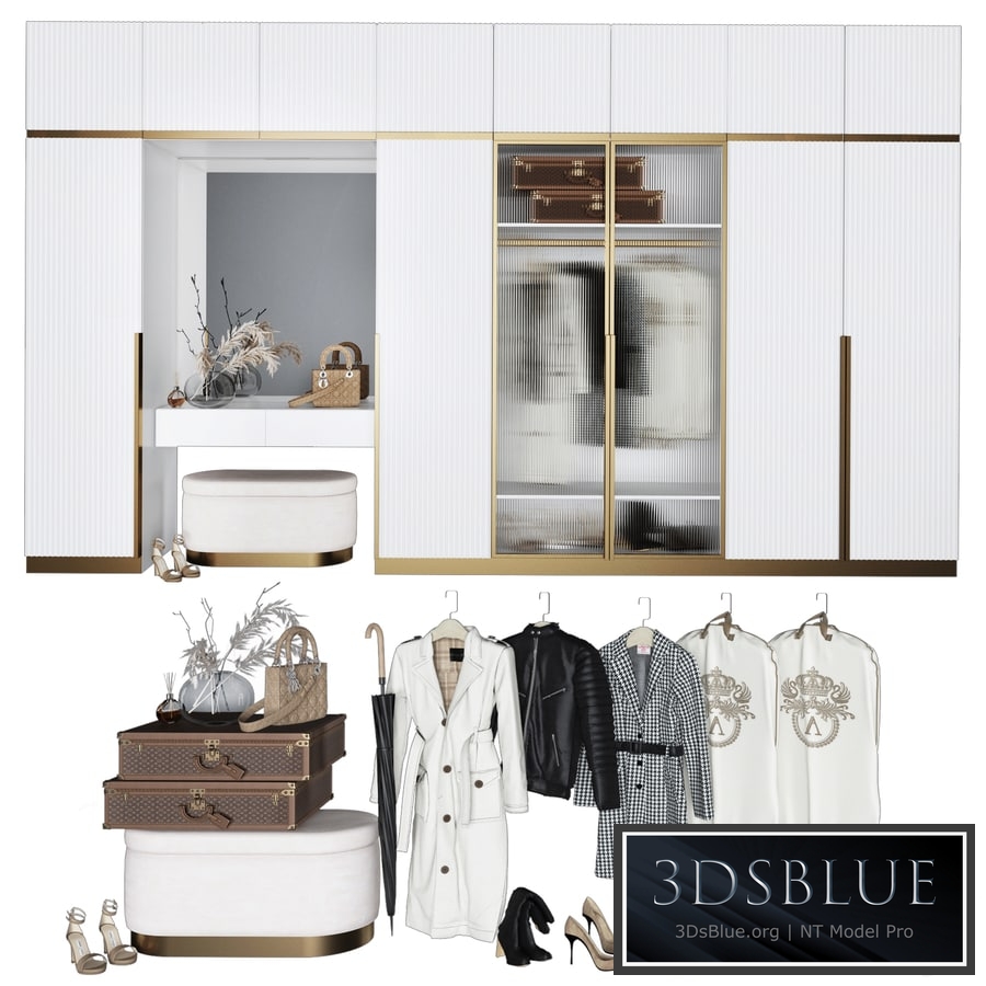 Composition in the hallway_114