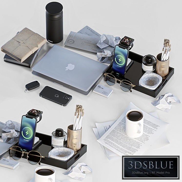 Desktop accessories set
