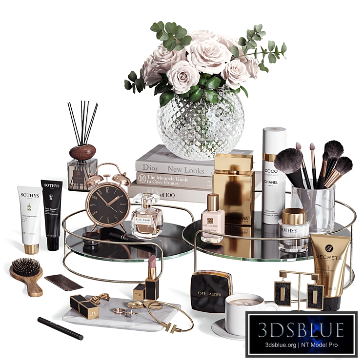 Cosmetic set with a bouquet of roses